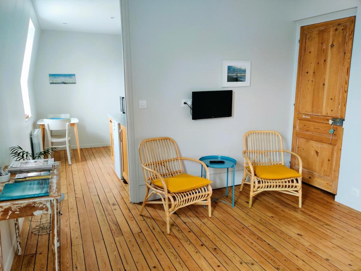 Studio "Gris Galet" Au 2Eme Etage, A 200M De La Plage 카이유쉬르메르 외부 사진