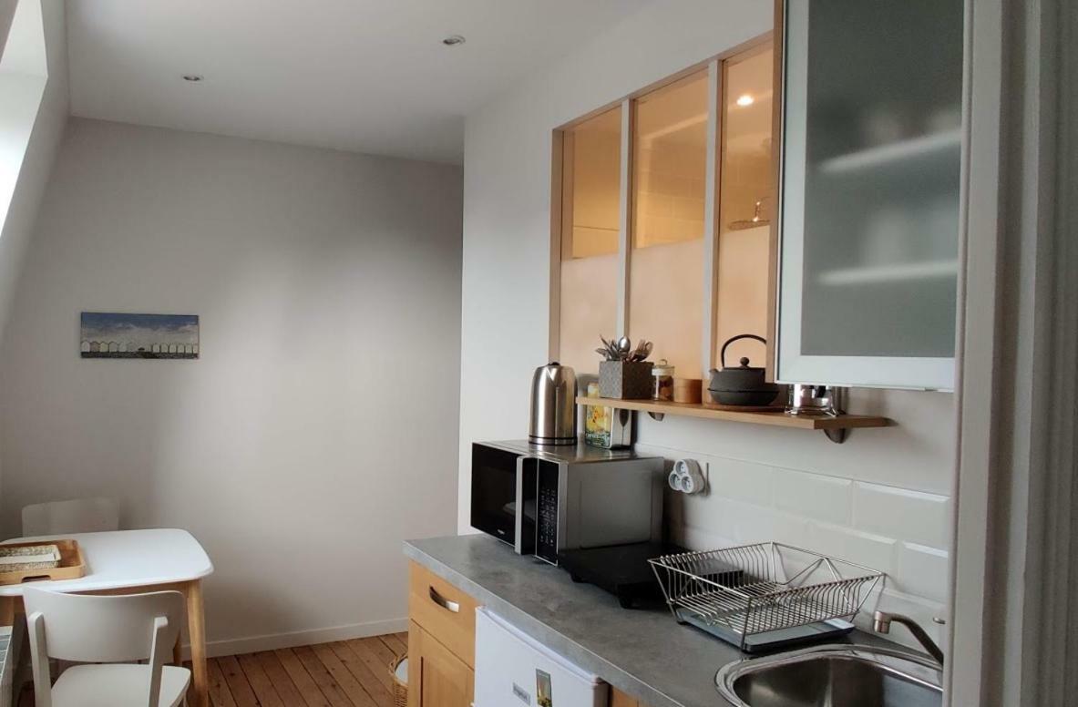 Studio "Gris Galet" Au 2Eme Etage, A 200M De La Plage 카이유쉬르메르 외부 사진